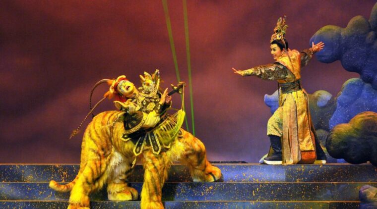 2025閩南傳統藝術巡演!明華園戲劇總團《劍神呂洞賓》 11月29日八德演出