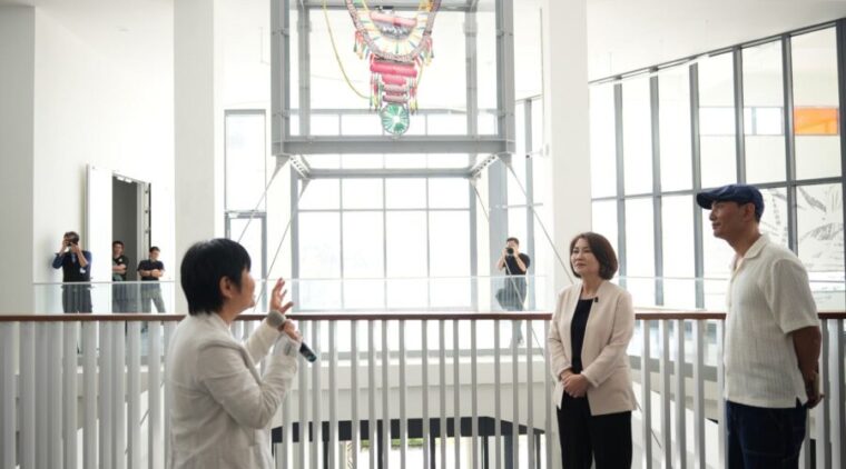 全台最美工業遺址美術館驚豔亮相 周春米開箱屏東縣立美術館及典藏展