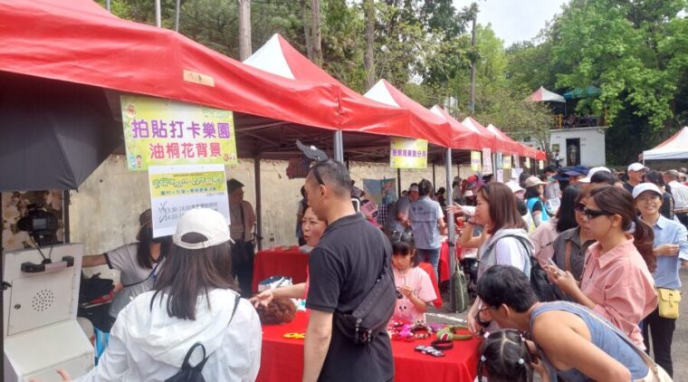 破萬人湧入!東勢林場首度免費入園 中市地稅局跨界宣導點亮賞螢季