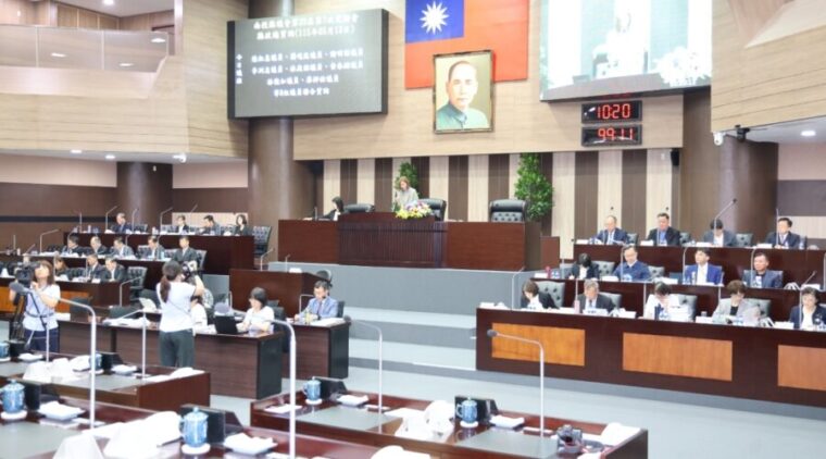 南投縣4月起開始補助長輩健保費!若仍遭扣繳將會回補